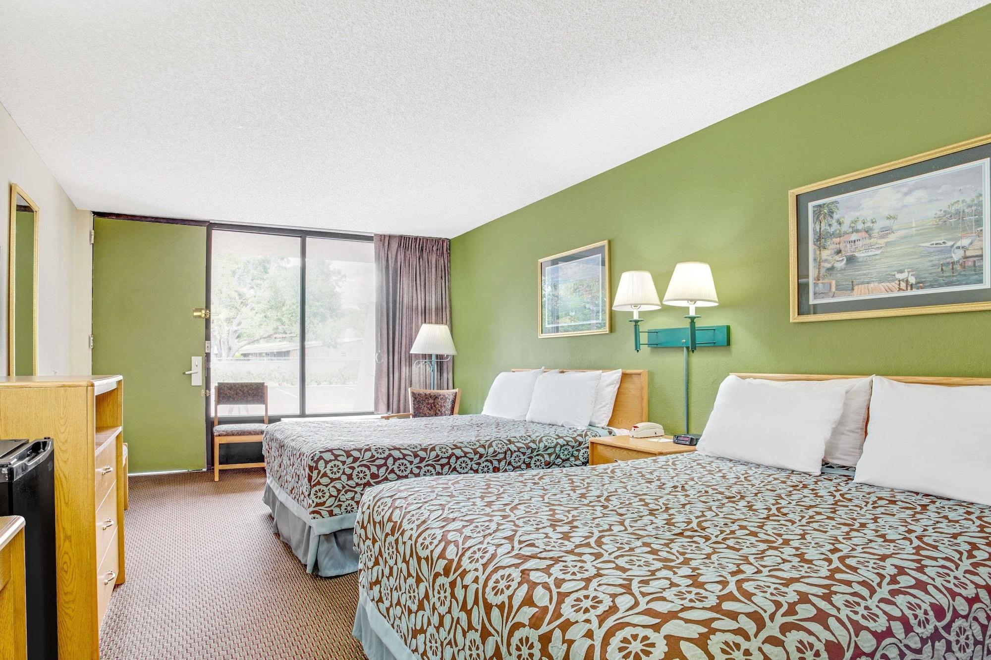 Days Inn By Wyndham Bradenton - Near The Gulf Buitenkant foto