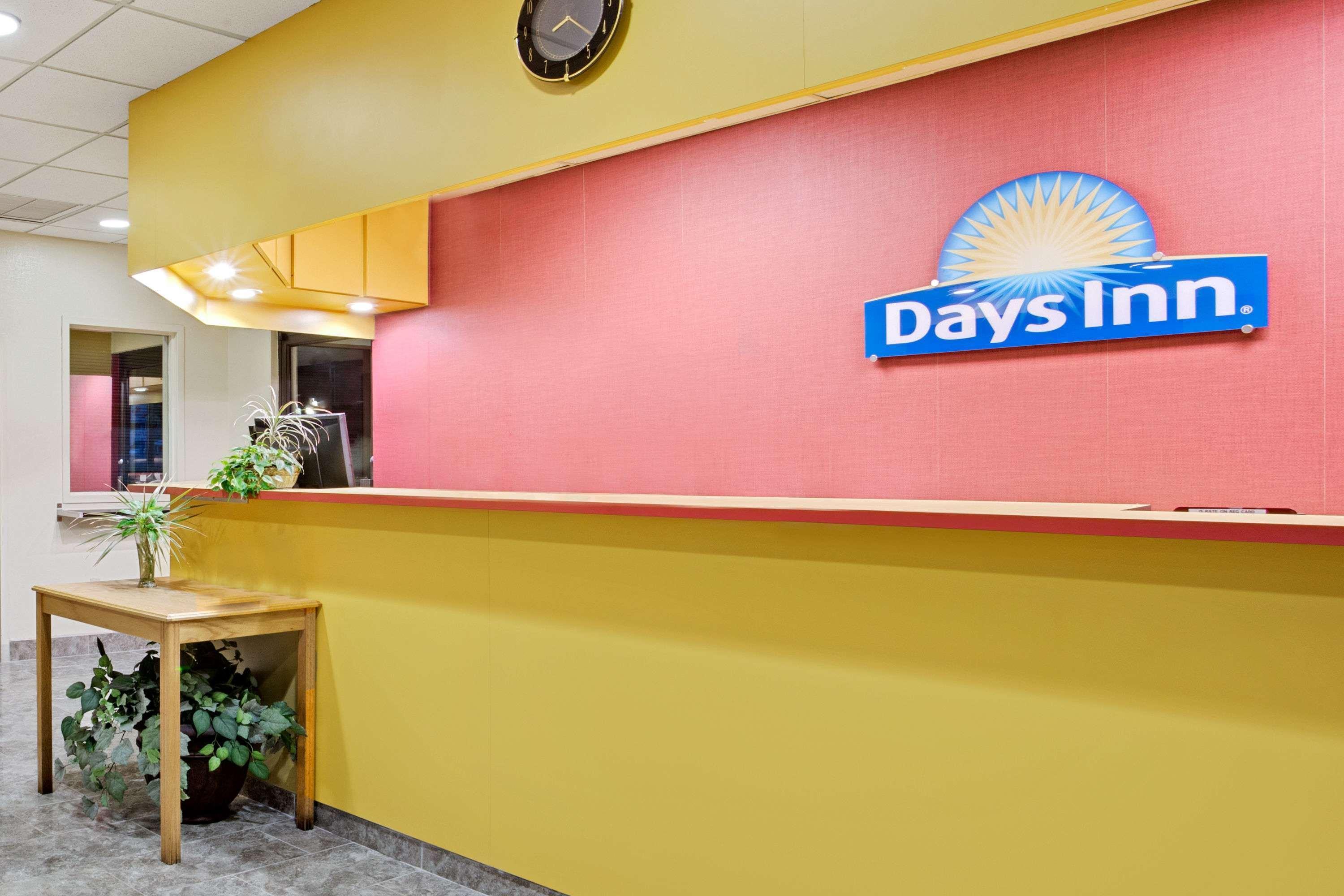 Days Inn By Wyndham Bradenton - Near The Gulf Buitenkant foto